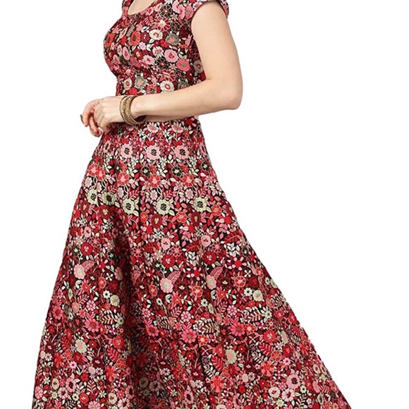 Gorgeous Thread work Lehenga - Picture 2 of 7